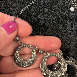 Sparkly Black Necklace and Bracelet Set